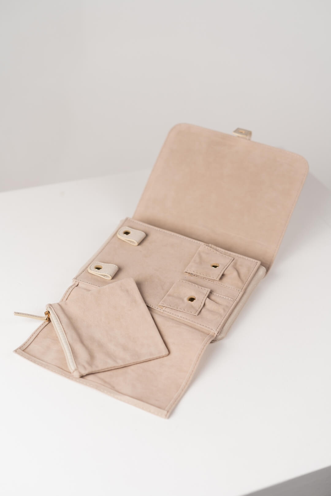 Handmade Leather Jewelry Organizer - Beige - linebysj