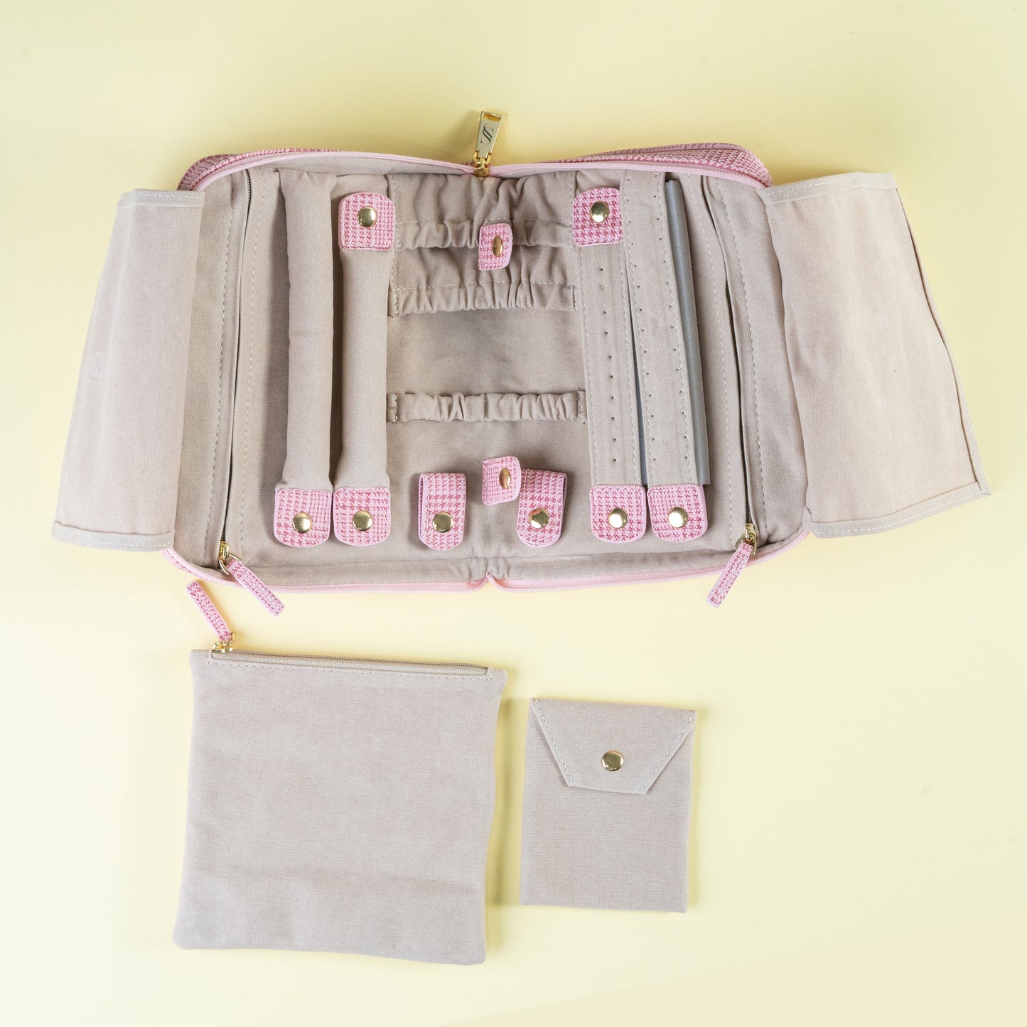 Handmade Leather Jewelry Organizer – Baby Pink - linebysj